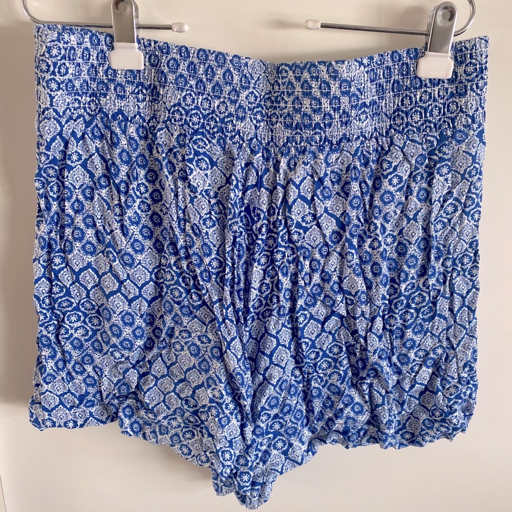 Size 14/16 woman’s shorts